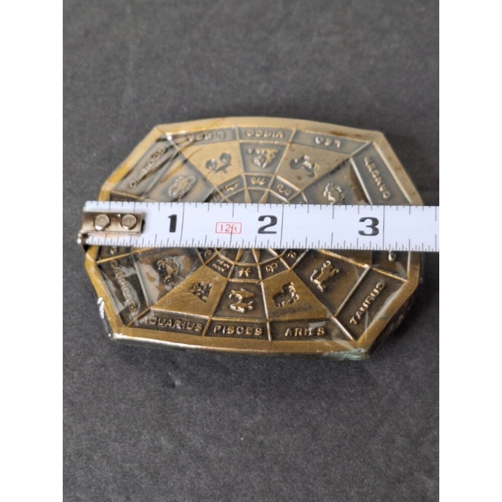 Vintage Signs Of The  Zodiac Brass Belt Buckle 1970s - Picture 4 of 5